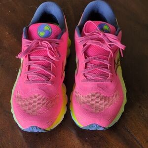 Mizuno Wave Sky 8